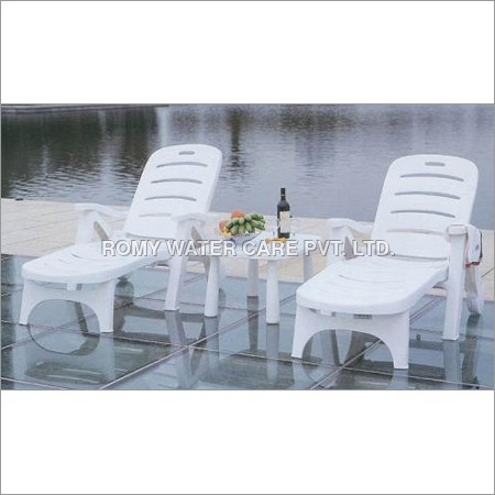 Swimming Pool Loungers Swimming Pool Loungers