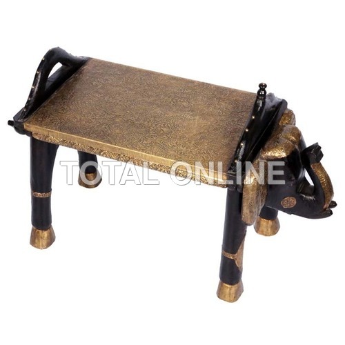 Wooden Elephant Shape Table With Metal Fitting Wooden Elephant Shape Table With Metal Fitting