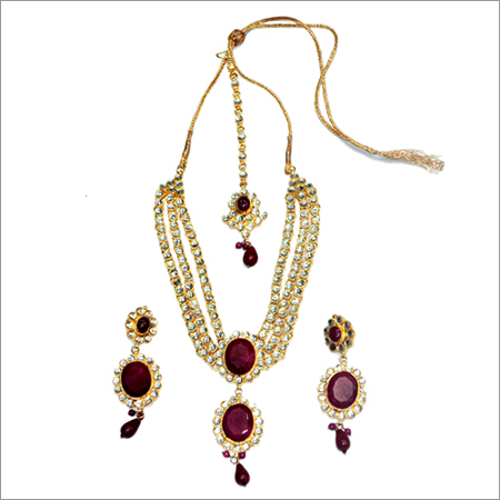 Necklace Setting Necklace Setting