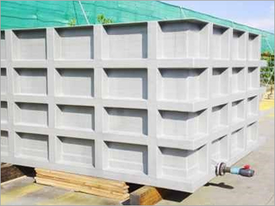 Square Tanks Square Tanks