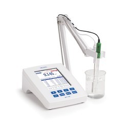 Research Grade EC/TDS/Salinity/Resistivity Meter w Research Grade EC/TDS/Salinity/Resistivity Meter w