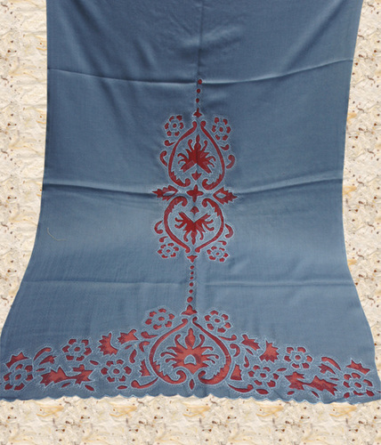 Pashmina Shawls with Cutting Style Pashmina Shawls with Cutting Style