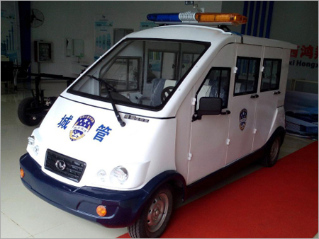 Closed Patrol Car With 6 Seats Closed Patrol Car With 6 Seats
