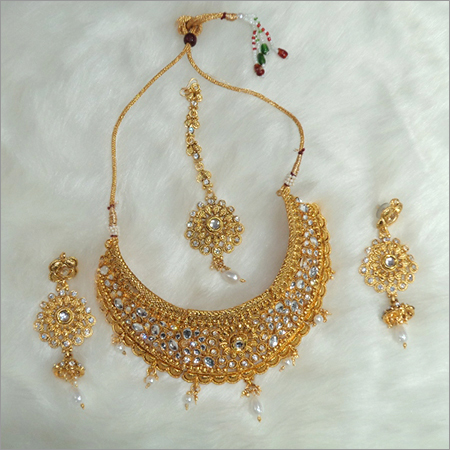 Antique Necklaces Antique Necklaces