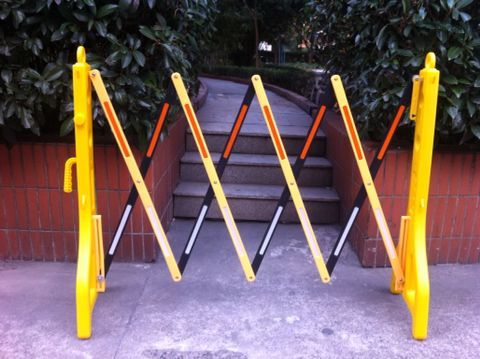 Plastic Expandable Barrier Plastic Expandable Barrier