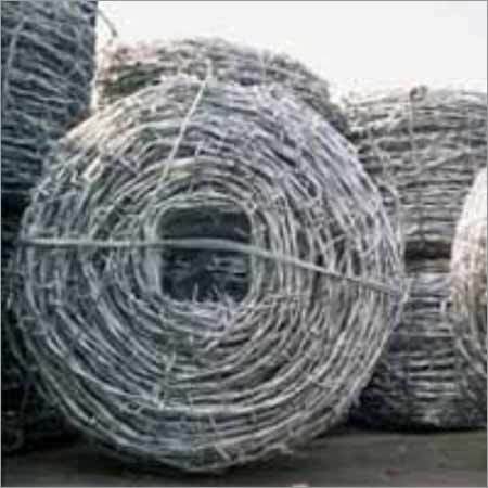 Construction Barbed Wire Fence Construction Barbed Wire Fence