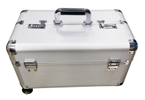 Professional Cosmetic Box Professional Cosmetic Box