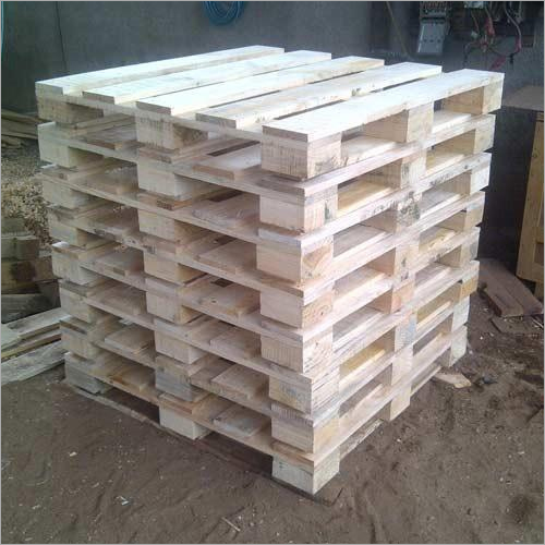 Pinewood Pallet Pinewood Pallet