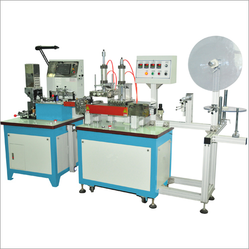 Label Cutting and Folding Machine Label Cutting and Folding Machine