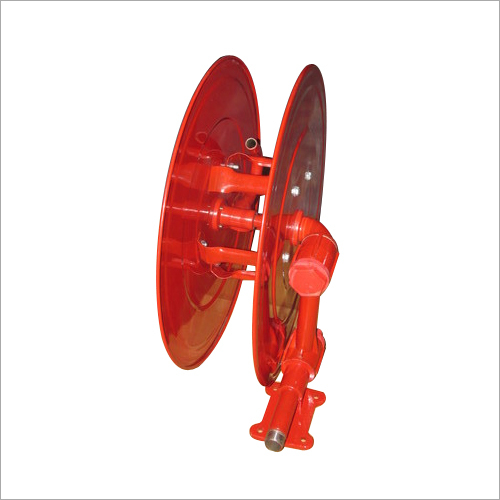 Hot!!! hose reel swinging girl knows how